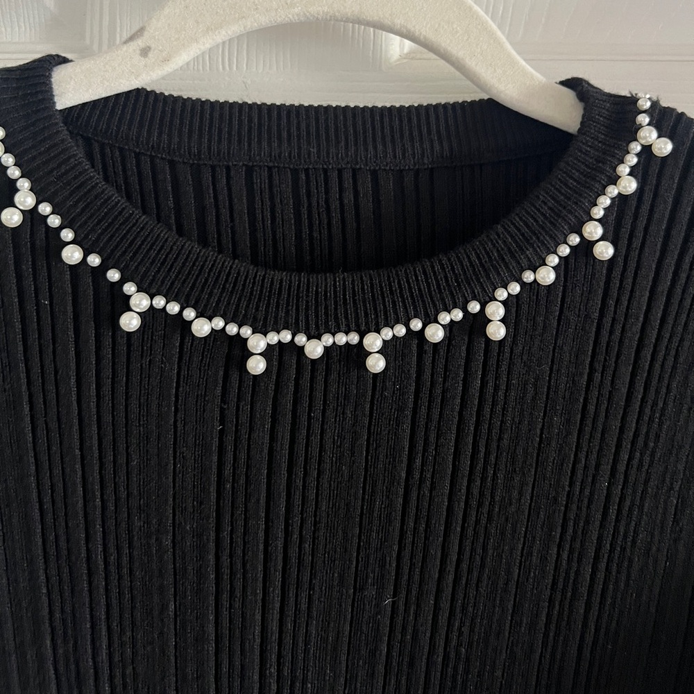 Commense Beaded-Decor Ruffle Knit Top - Picture 15 of 16
